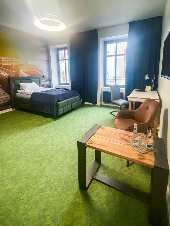 Metropol Hotel Śrem Buitenkant foto